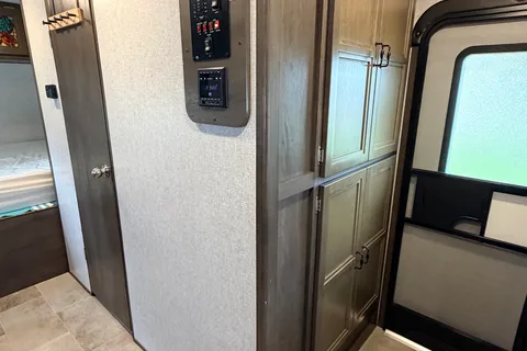Faith’s Coleman Dutchman 1605FB Travel Trailer