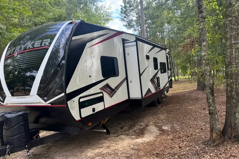 Daniel's Cruiser RV Stryker st2916 Toy Hauler
