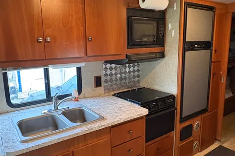David's Winnebago Sightseer Class A