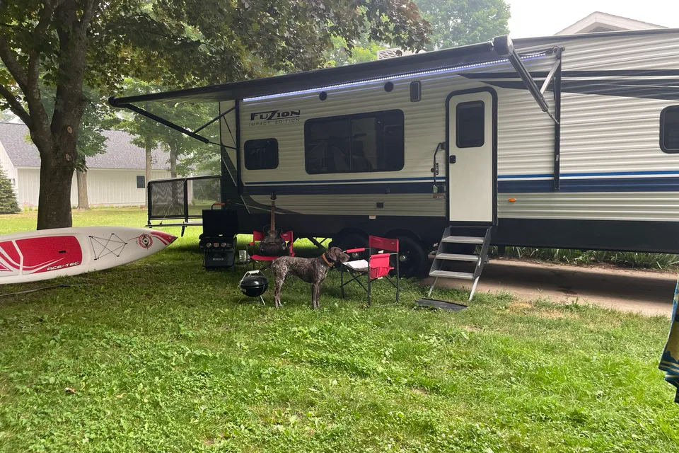 Randy's Keystone Impact Fuzion 2915 Travel Trailer