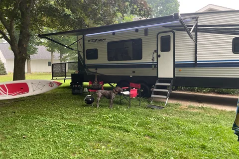 Randy's Keystone Impact Fuzion 2915 Travel Trailer