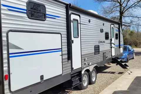 Nathan's Coachmen 32BHDSCK Travel Trailer