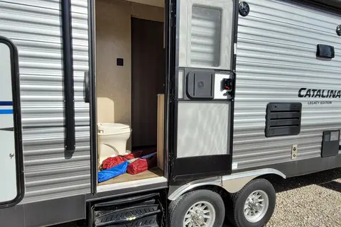 Nathan's Coachmen 32BHDSCK Travel Trailer
