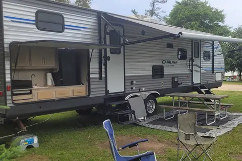 Nathan's Coachmen 32BHDSCK Travel Trailer