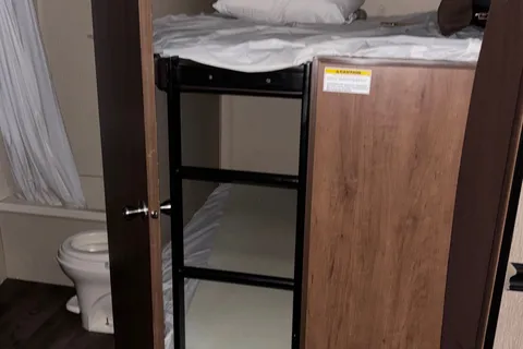 Aspen Trail 2810BHS Travel Trailer