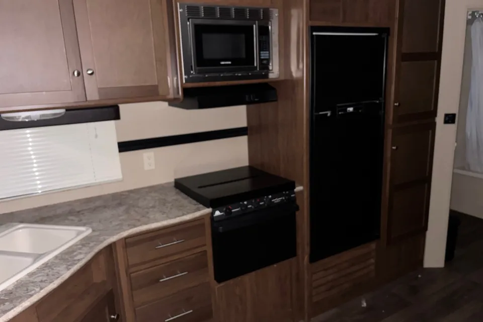 Aspen Trail 2810BHS Travel Trailer