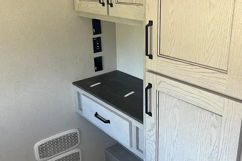 Ben Montana 385BR Fifth Wheel