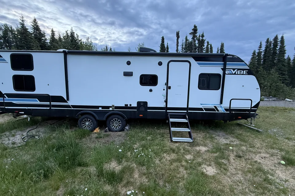 36’ Forest River Vibe Travel Trailer