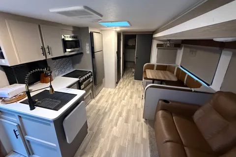 36’ Forest River Vibe Travel Trailer