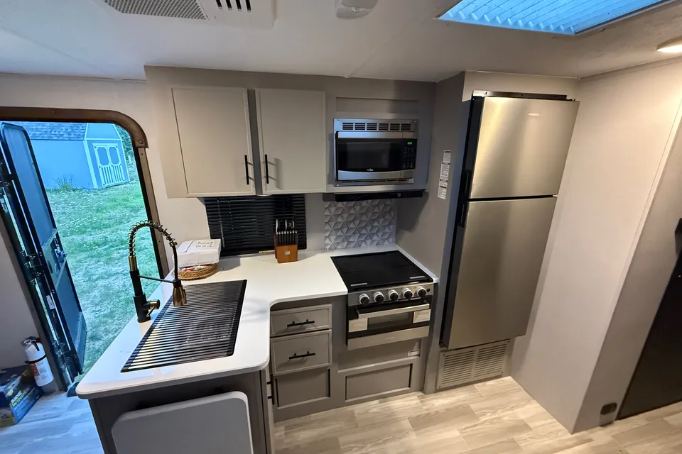 36’ Forest River Vibe Travel Trailer