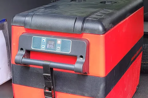 The Roam Wagon - Overland Trailer w/ 4 Person Roof Top Tent