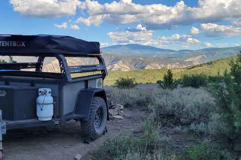 The Roam Wagon - Overland Trailer w/ 4 Person Roof Top Tent