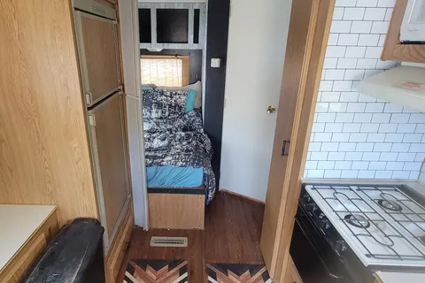 Rocky Mountain Basecamp | Fully Equipped Off-Grid Adventure Camper  21' Fleetwood Mallard