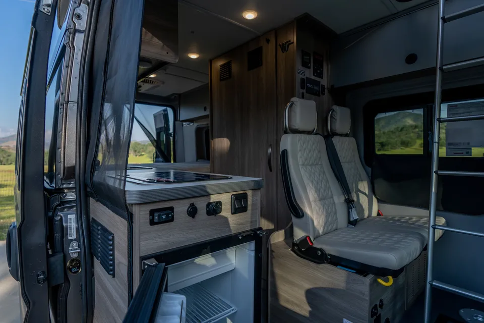 Mike's Winnebago Solis 59px Class B