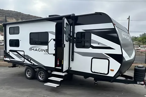 Pristine 2024 Grand Design Bunkhouse