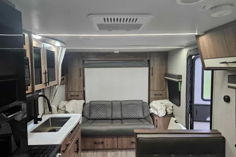 Pristine 2024 Grand Design Bunkhouse