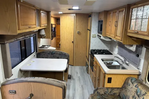 Andrii's Winnebago Adventure Class A