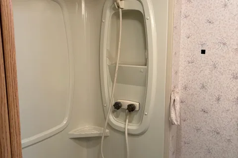 Andrii's Winnebago Adventure Class A