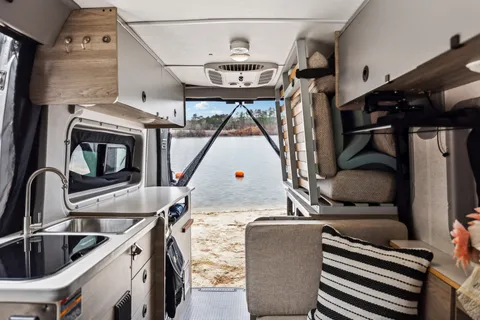 Winnebago Solis Pocket #2 Campervan 