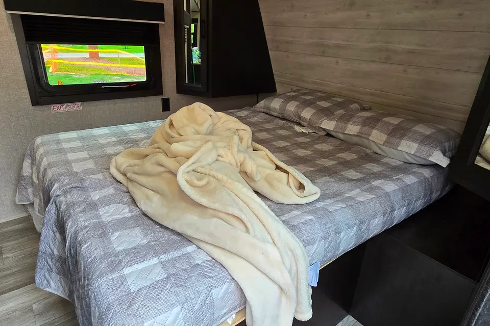 Drew's Family Jayco Jay Flight 28bhs Travel Trailer