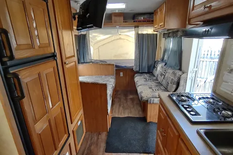 Rockwood 22ss Hybrid