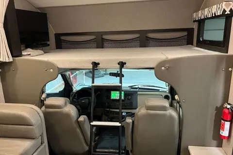 Jayco GREYHAWK 27U Class C - Rusty's RV Adventure