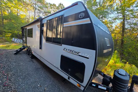 Clean Travel Trailer in Wetumpka