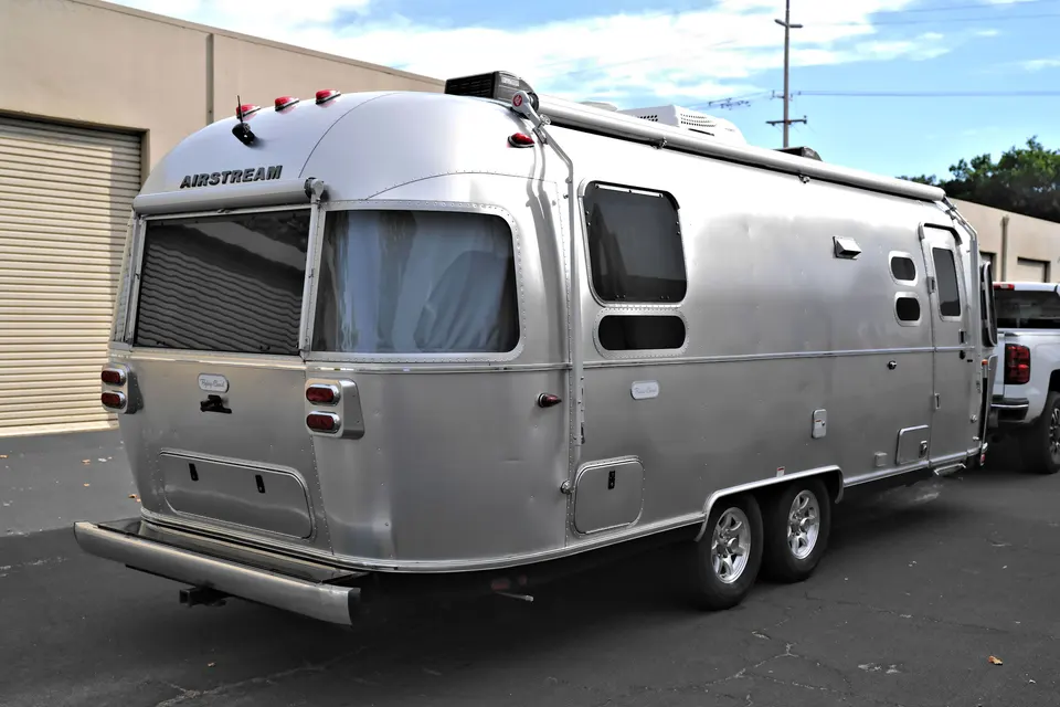 Serguei's Airstream Flying Cloud 25 RB Travel Trailer