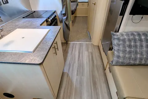 Serguei's Airstream Flying Cloud 25 RB Travel Trailer