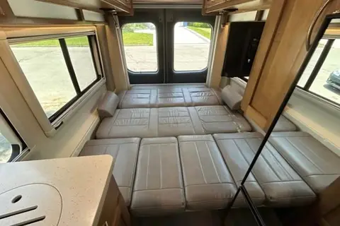 Léo Ford Transit 3500HD CLASSE B