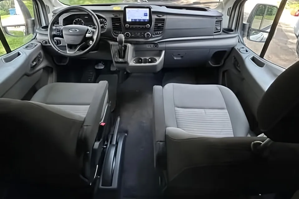 Léo Ford Transit 3500HD CLASSE B