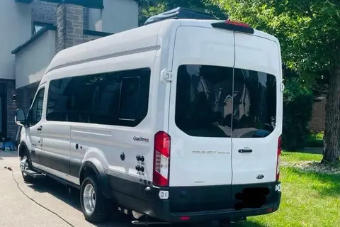 Léo Ford Transit 3500HD CLASSE B