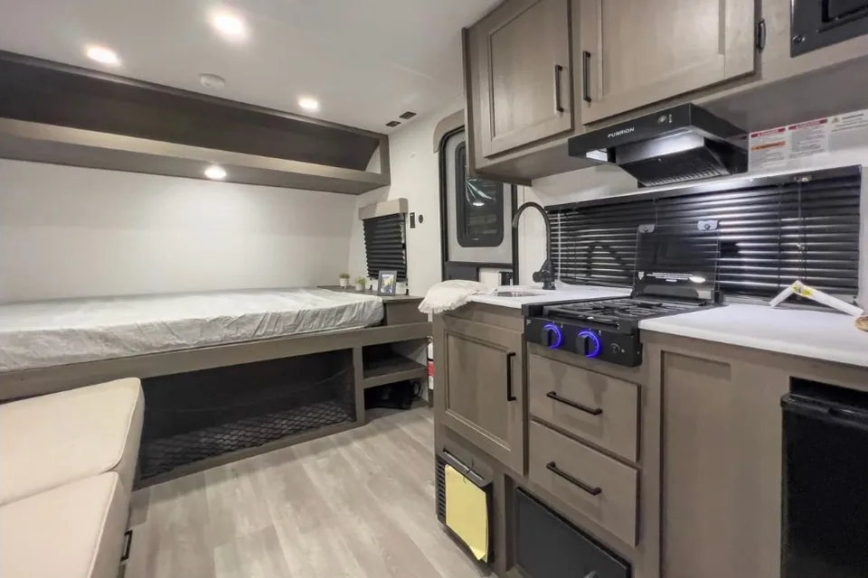 Grand Design Transcend one 151bh  Travel Trailer