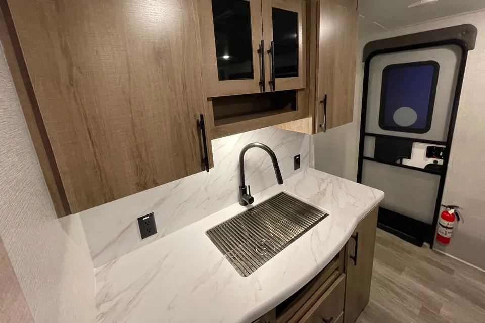 The Grand Suite by SYV Trailer Rentals