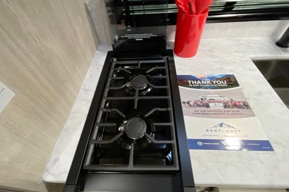 Lori's East to West Della Terra Travel Trailer