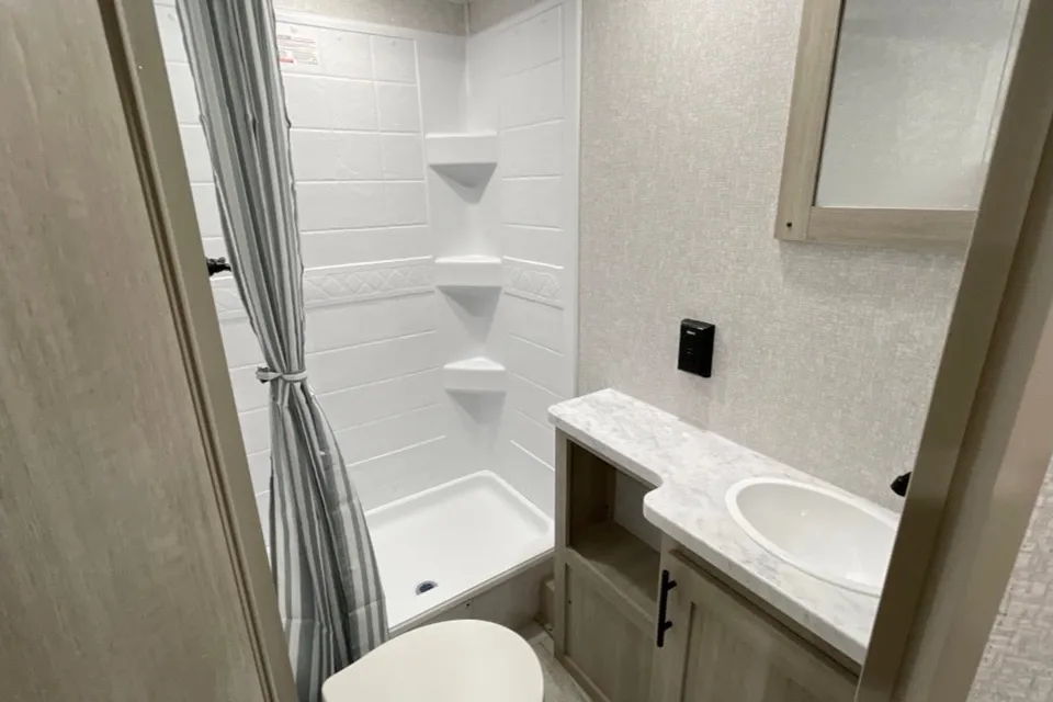 Lori's East to West Della Terra Travel Trailer
