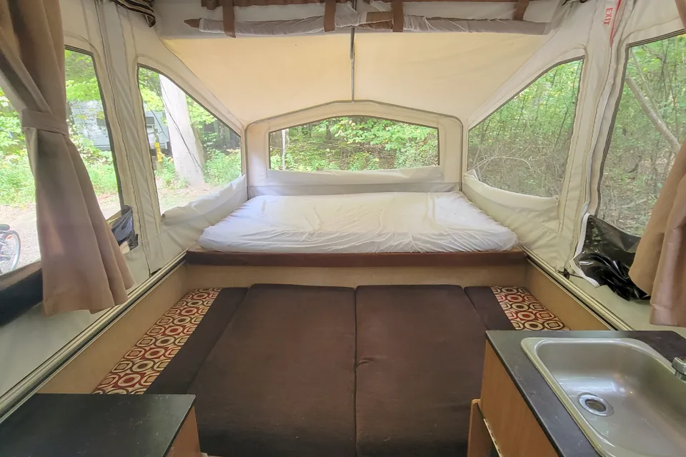 Matthew's Starcraft Comet 1019 Tent Trailer