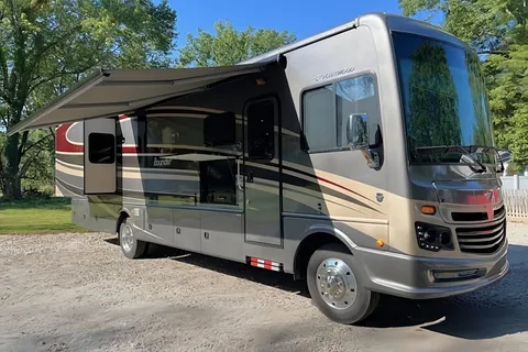 Desert Glamp Coach