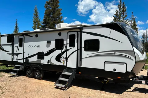 The Cougar Luxury Family Bunkhouse