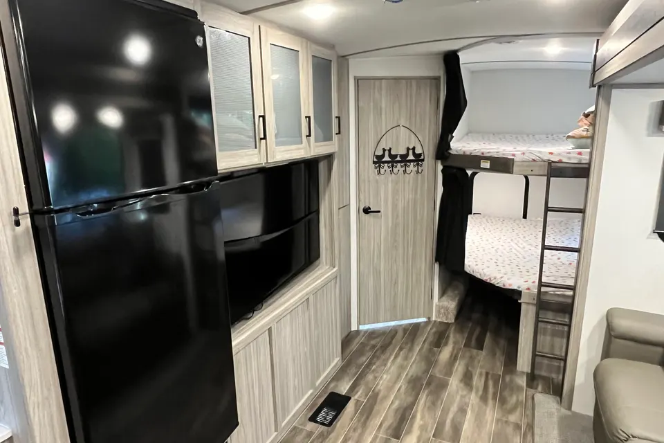 Keystone Passport GT 29.5BH Travel Trailer