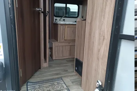 Johnny Z's Jayco 17rb Travel Trailer