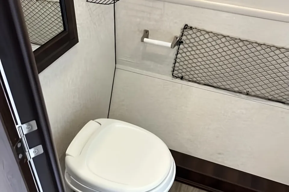 Johnny Z's Jayco 17rb Travel Trailer
