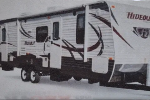 Peter's Hideout 26 RLSWE Travel Trailer