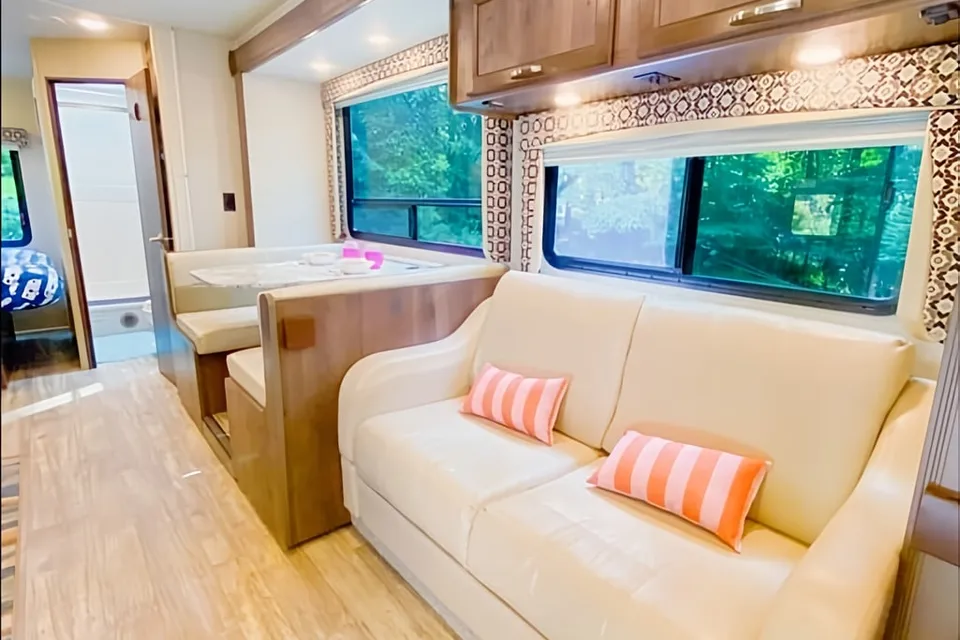 Jayco Redhawk "Thelma", All Inclusive