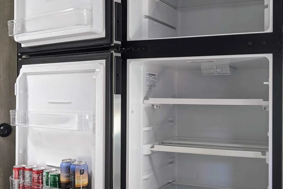 VR 2023- Faible consommation, compact et confortable! - 5 personnes