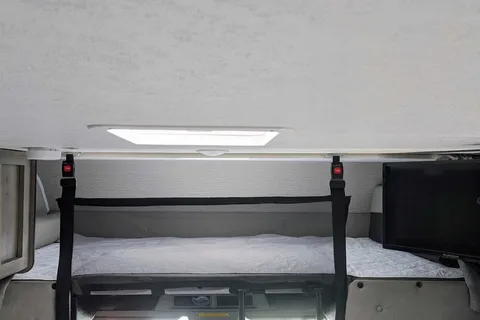 VR 2023- Faible consommation, compact et confortable! - 5 personnes