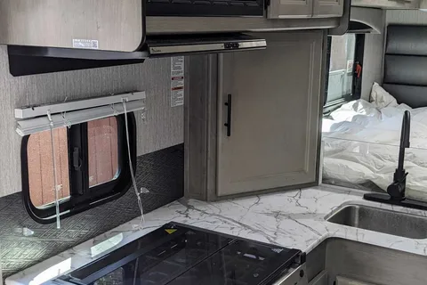 VR 2023- Faible consommation, compact et confortable! - 5 personnes