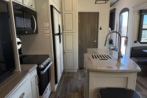 2022 Cougar 368MBI – King Bed + Bunk Room