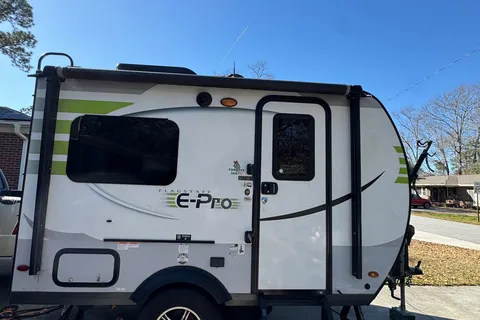 Reva's Flagstaff Epro Travel Trailer