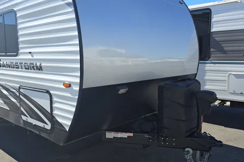 Forest River Sandstorm 272slc Toy Hauler